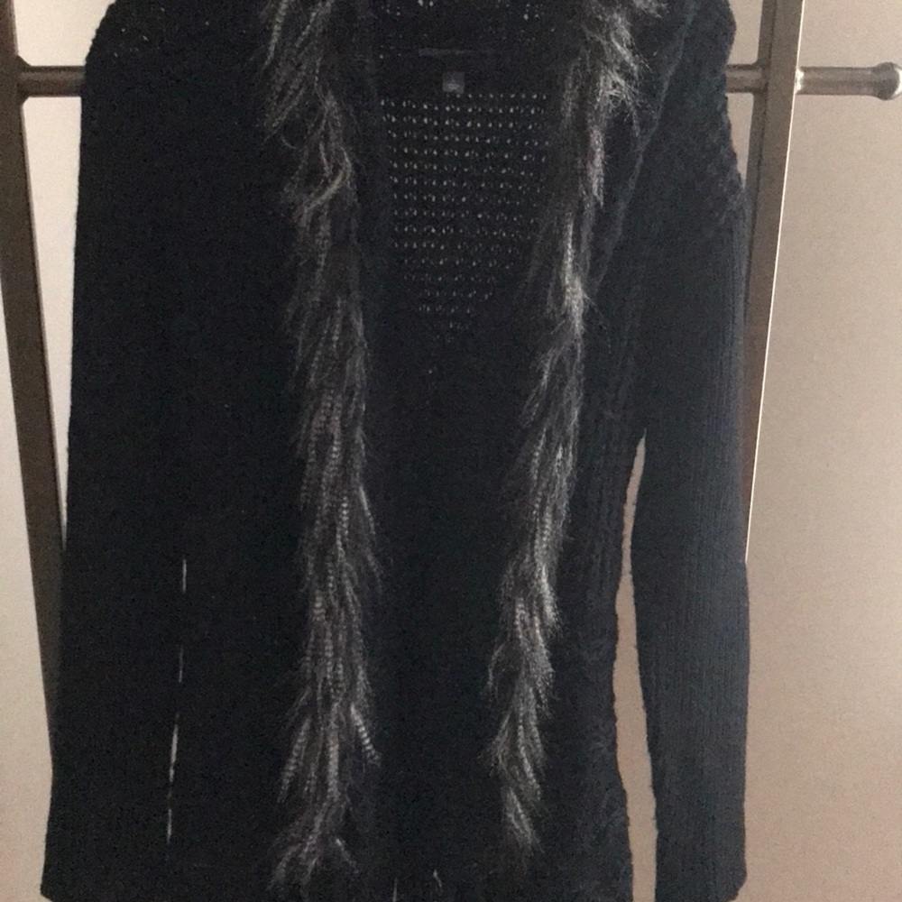 Sweater - Picture 4 of 4